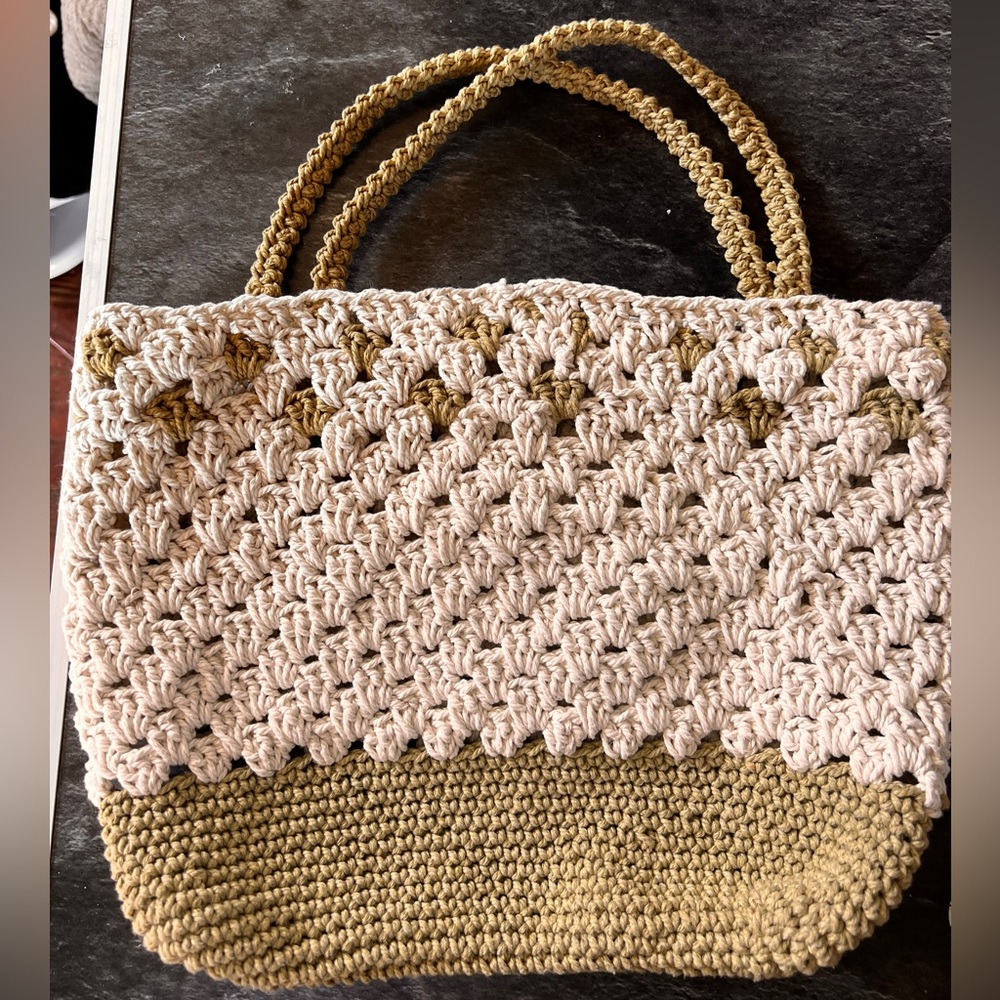 Handmade crochet handbag 2 tone color